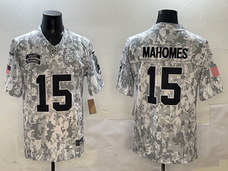 Men Kansas City Chiefs #15 Mahomes Camo 2025 Nike Salute to Service Limited NFL Jersey style 1